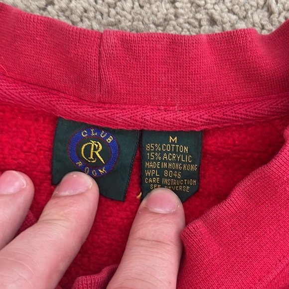 Club room sweater - Picture 2 of 4